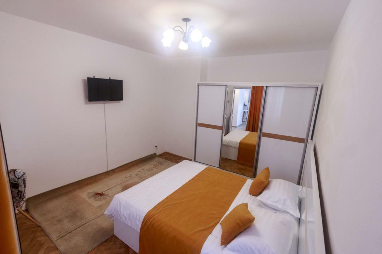 Strada Muresenilor - Savas Apartament Braşov Eksteriør billede
